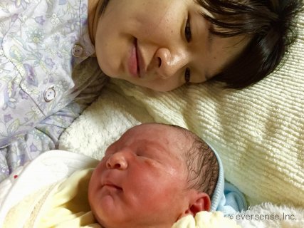 妊娠・出産体験記 オリジナル 出産 赤ちゃん 新生児 R ロゴ入り