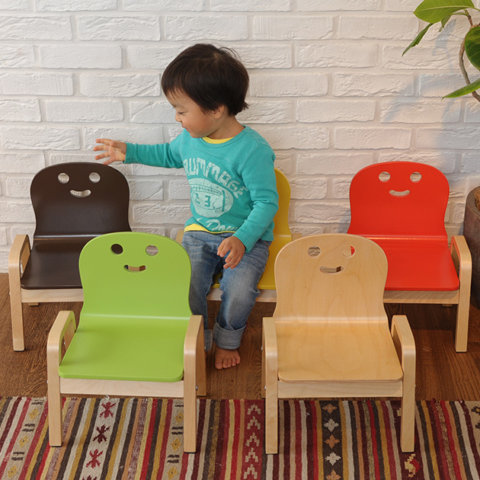 要出典 子供用椅子 こどもと暮らし にっこり チェア