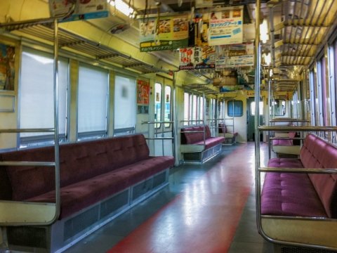 電車 車内