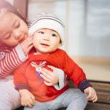 子供 薄着 兄弟 日本人