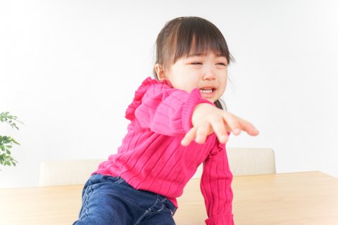 子供 泣く 赤ちゃん返り