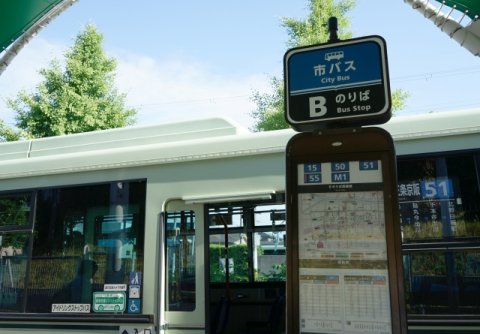 バス停 日本