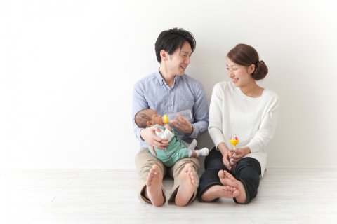 赤ちゃん 家族 日本人