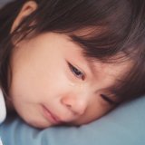 子供 泣く 日本人
