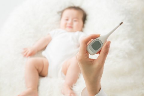 子供 熱 日本人 赤ちゃん