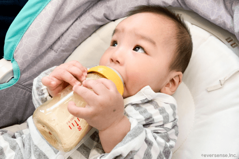 赤ちゃん ミルク 液体ミルク 哺乳瓶