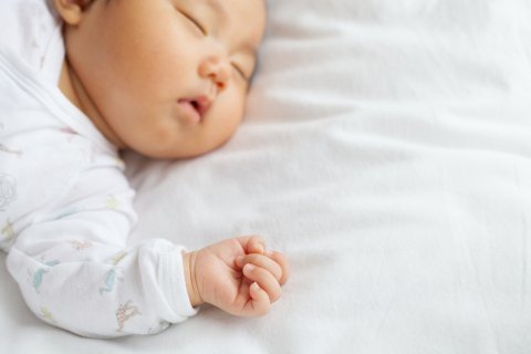 赤ちゃん 寝る 日本人