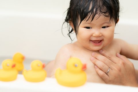 お風呂 おもちゃ 赤ちゃん