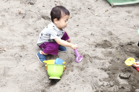 miku転載 1歳 外遊び