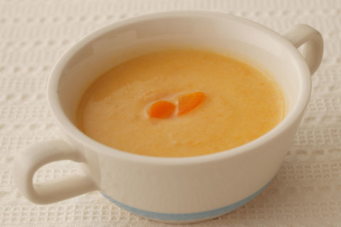 幼児食 書籍転載 にんじんと豆のポタージュ