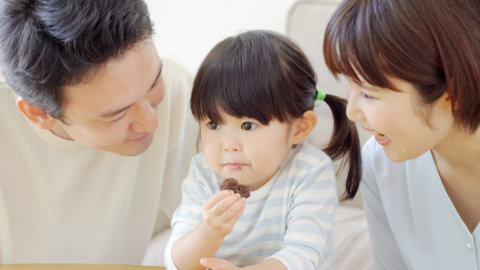 2歳 3歳 食事 家族 親子