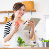 料理 ママ お母さん 女性