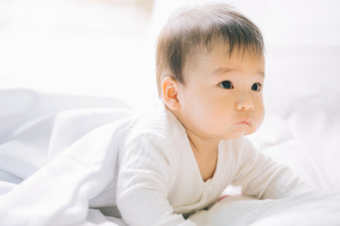 赤ちゃん はいはい前