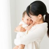 赤ちゃん 抱っこ