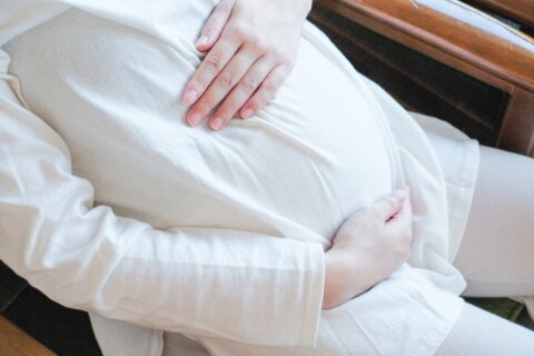 妊婦 お腹 23089919_m