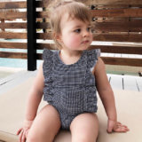 要出典 キッズ 水着 女の子 KALAVIKA ワンピース 水着 キャップ付き
