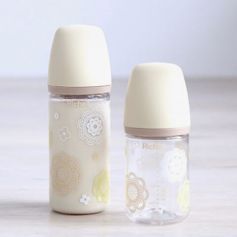 要出典 ママベスト2022 特別賞【かわいい哺乳瓶部門】 リッチェル おでかけミルクボトル