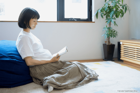 オリジナル 妊婦 日本人 読書