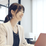 スーツ 仕事 ママ 職場 復帰