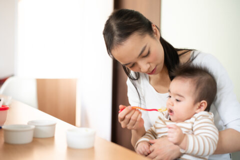 離乳食 食べさせ方
