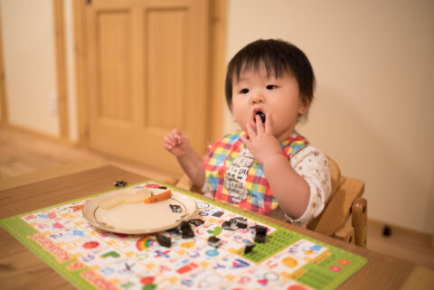 離乳食後期 手づかみ食べ